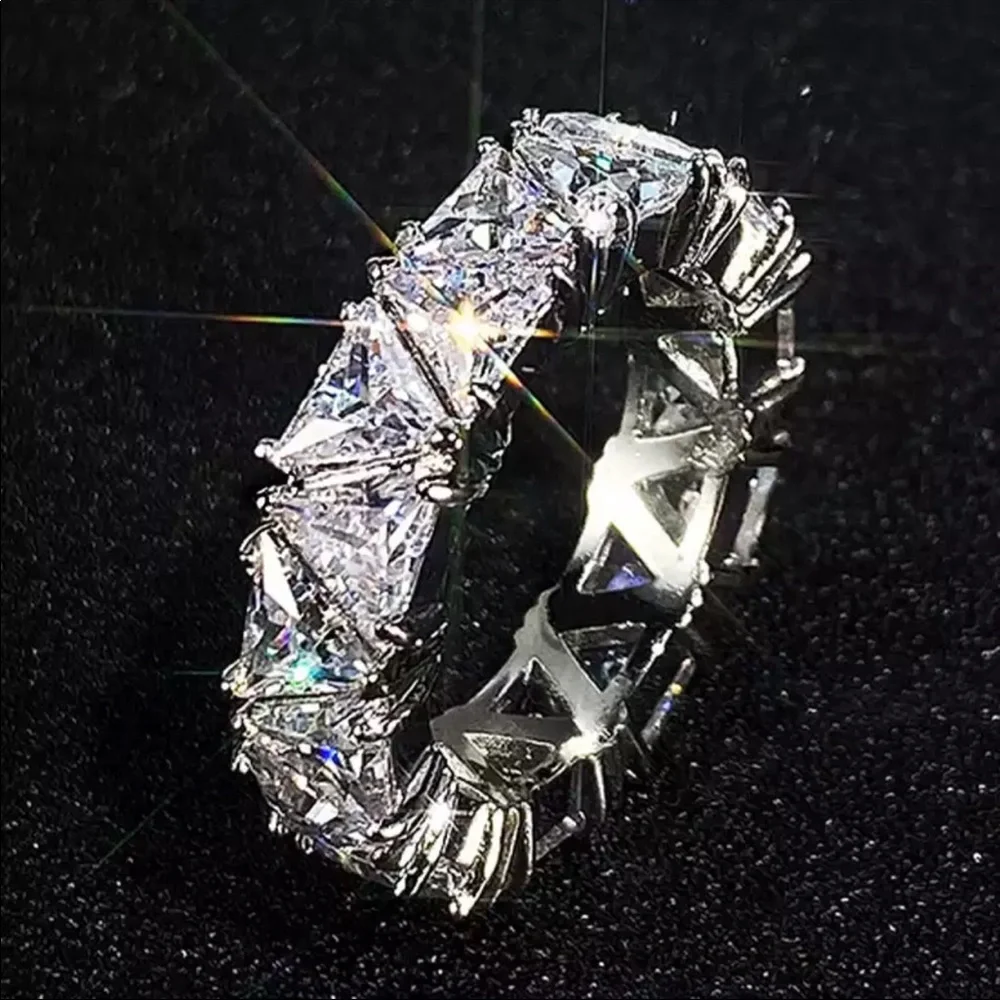 New Luxury Triangle 925 Silver Eternity Band Ring for Women